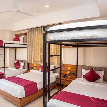 Raghunandan Palace - A Premier Boutique Stay, City Center & 500 Meters From City Railway Station أُودايبور المظهر الخارجي الصورة